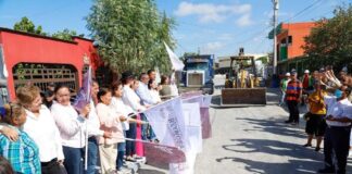 Pavimenta Gobierno de Reynosa Calle De la Rivera en Paseo Residencial