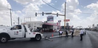 Exhorta Tránsito y Vialidad a circular con precaución en bulevar Morelos