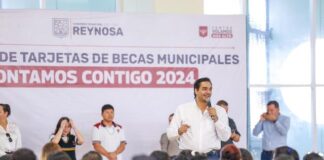Entregó Carlos Peña Ortiz Becas del Gobierno Municipal de Reynosa