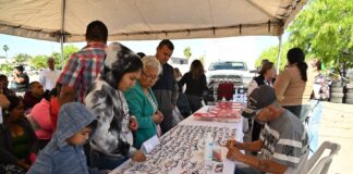 CON SERVICIOS DE SALUD, EL GOBIERNO MUNICIPAL,HACE LLEGAR LOS MEDICAMENTOS A LAS FAMILIAS MEDIANTE EL PROGRAMA PRIMERO SANOS