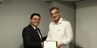 ENTREGA NOMBRAMIENTO GOBERNADOR AMARICO VILLARREAL ANAYA A MARCELO OLAN COMO NUEVO JEFE DE LA OFICINA FISCAL DEL ESTADO